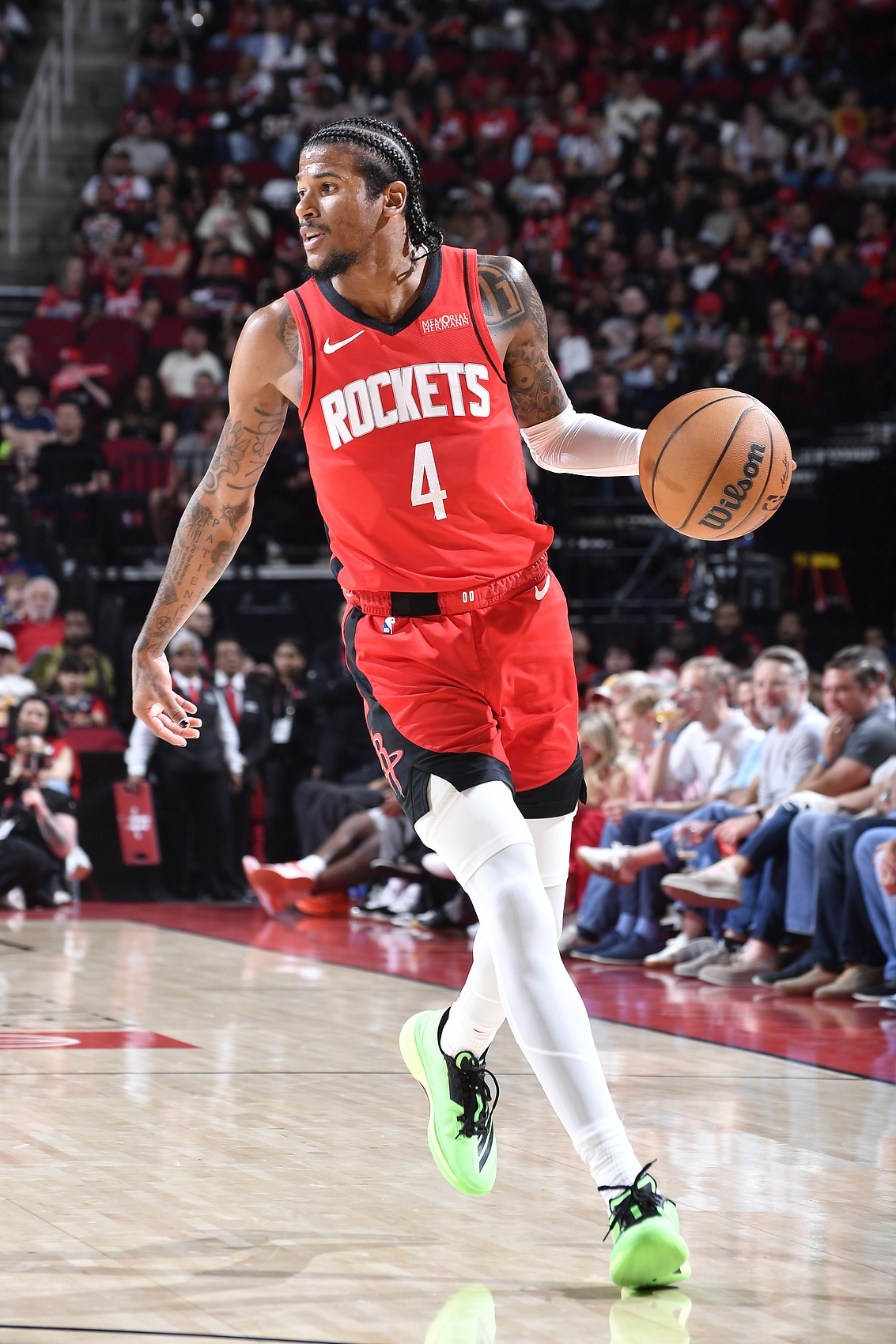 来感觉了!杰伦-格林第三节4中2得14分3板 前三节已得到29分